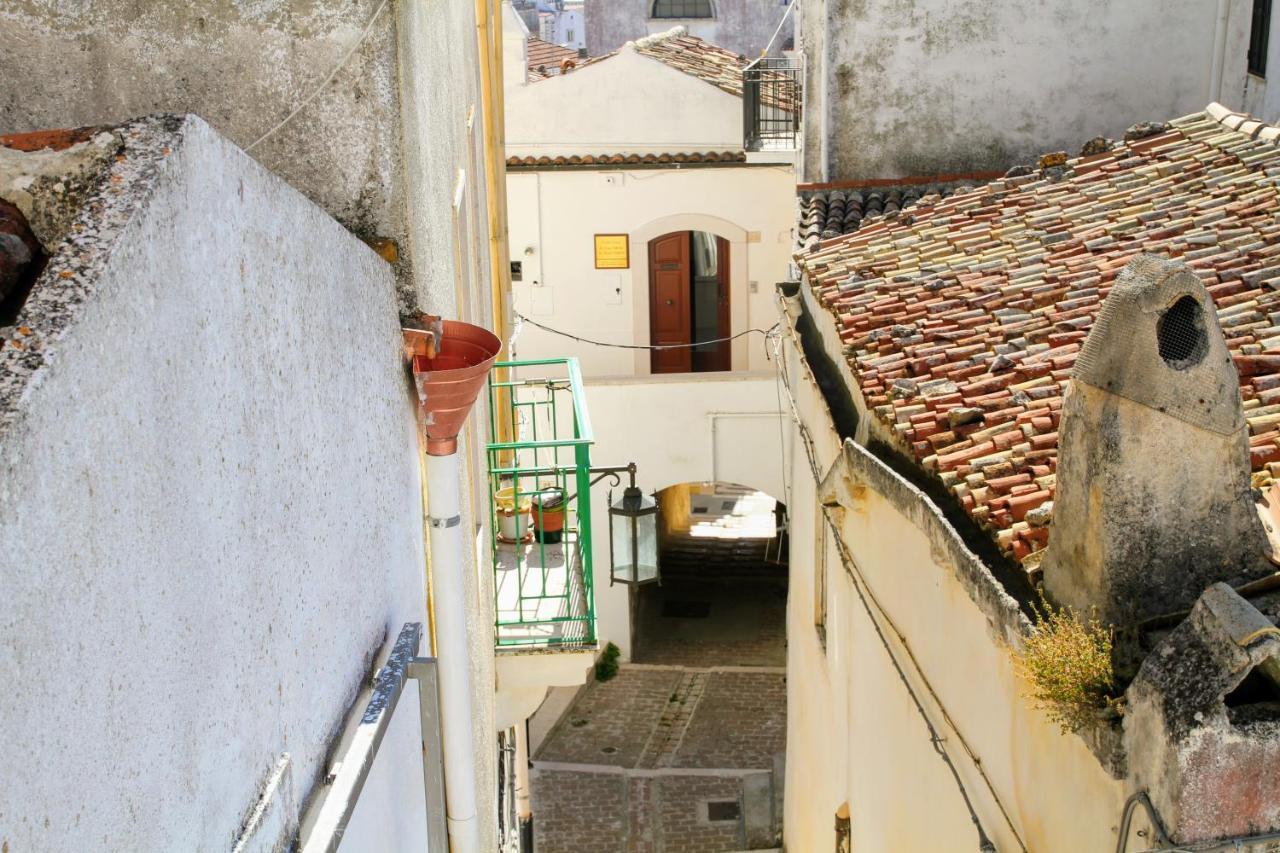 Rooms Dimora Arco - Affitti Brevi Italia Monte SantʼAngelo Kültér fotó