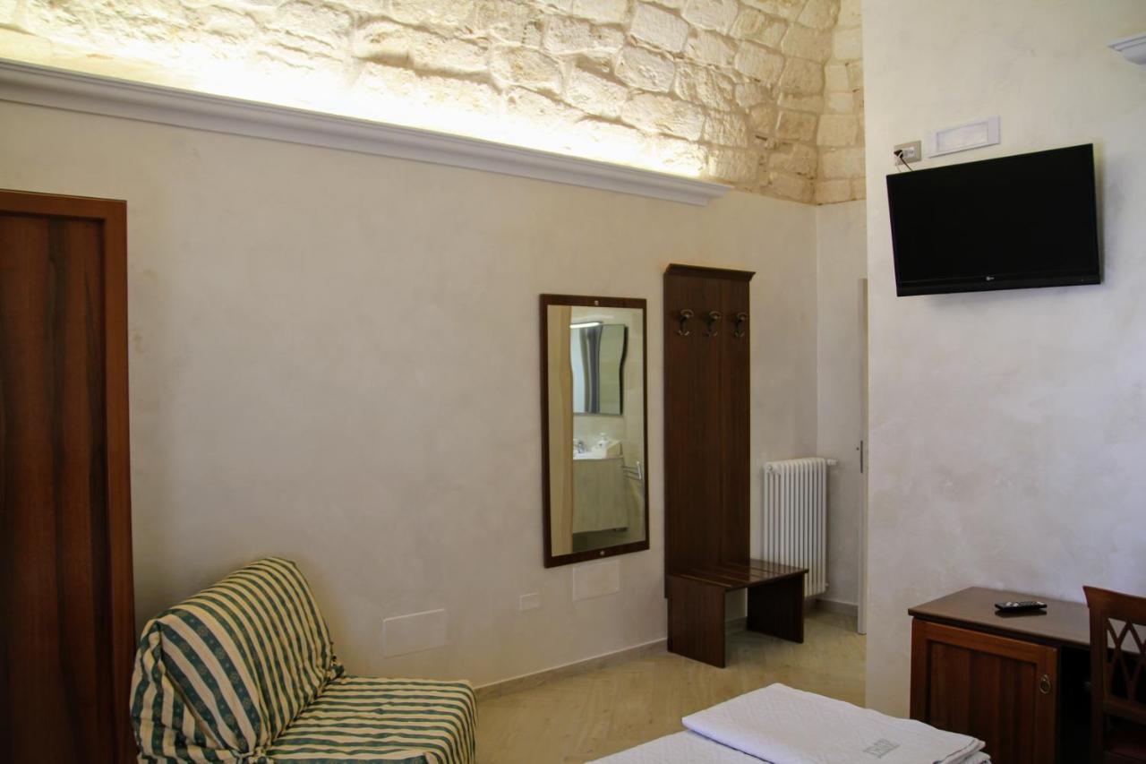 Rooms Dimora Arco - Affitti Brevi Italia Monte SantʼAngelo Kültér fotó