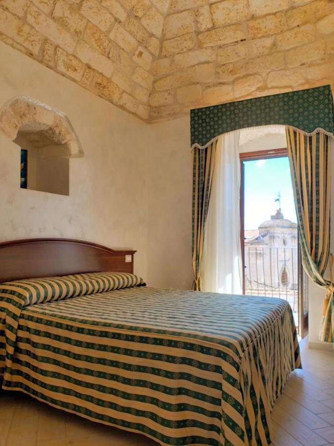 Rooms Dimora Arco - Affitti Brevi Italia Monte SantʼAngelo Kültér fotó